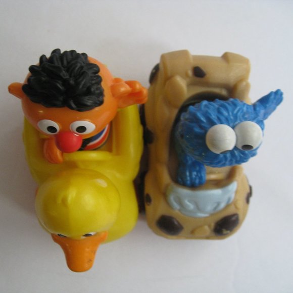 Sesame Street Racers Cars Ernie & Cookie Monster Hasbro 2012 Lot of 2 Playskool - Picture 16 of 16